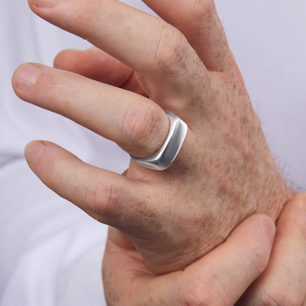 Rectangle Signet Ring in Sterling Silver Rings Bevilles