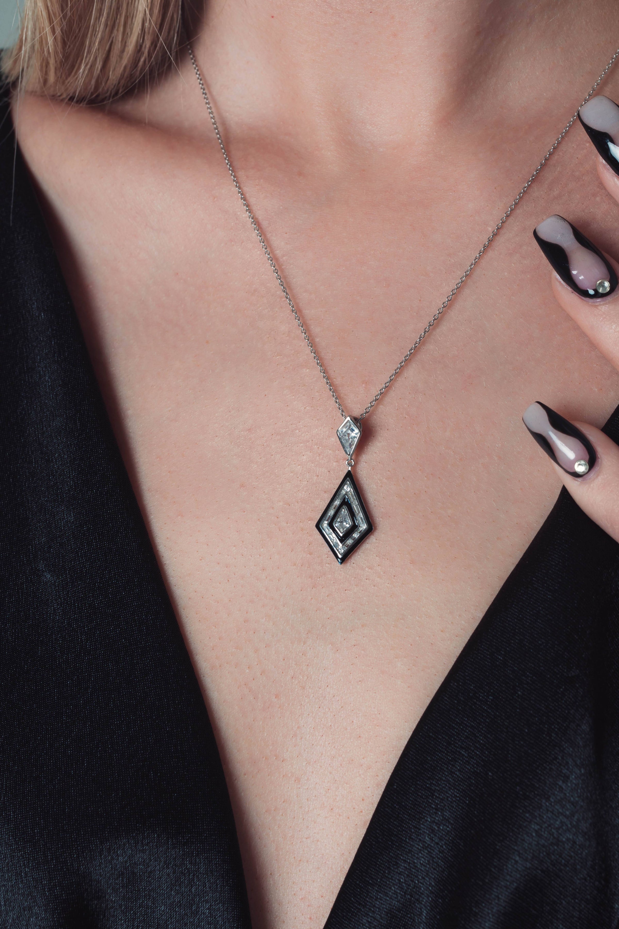 GEORGINI REFLECTION ART DECO PENDANT SILVER & BLACK ENAMEL Georgini