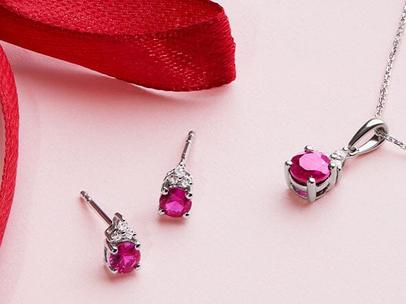 Why coloured gemstones are trending