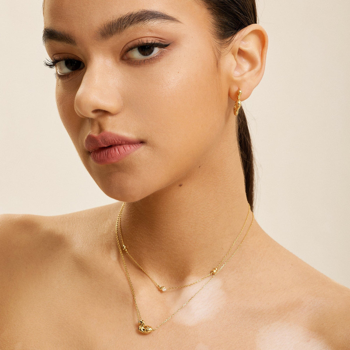 Ania Haie Gold Twisted Wave Mini Pendant Necklace Necklaces Ania Haie 