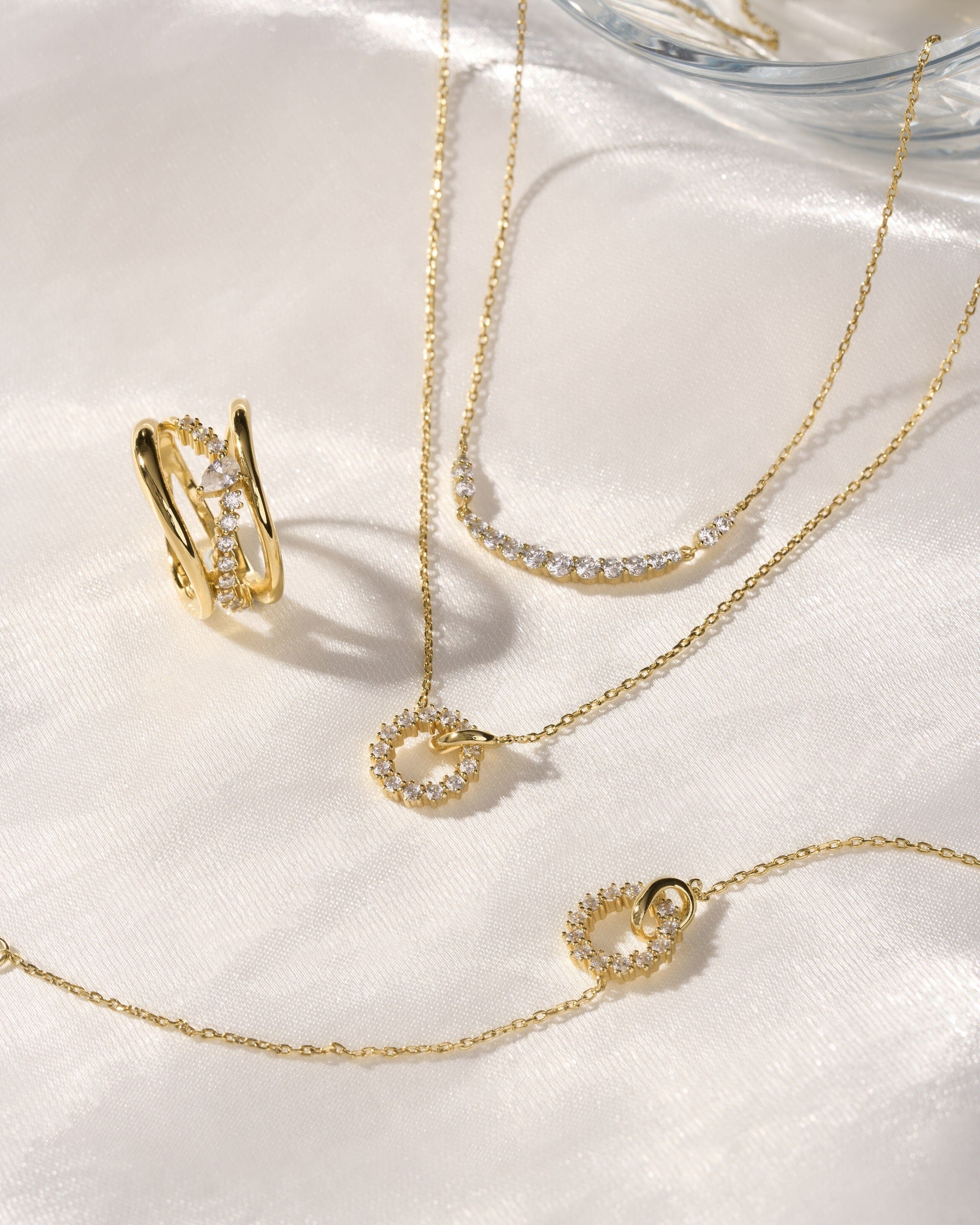 Ania Haie Gold Interlinked Circles Pave Bracelet Bracelets Ania Haie 