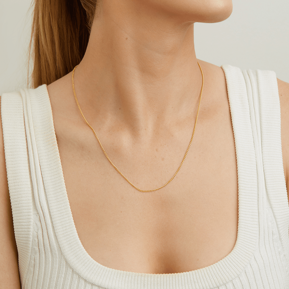 9kt Yellow Gold Round Curb Chain Necklace 45cm Necklaces Bevilles 