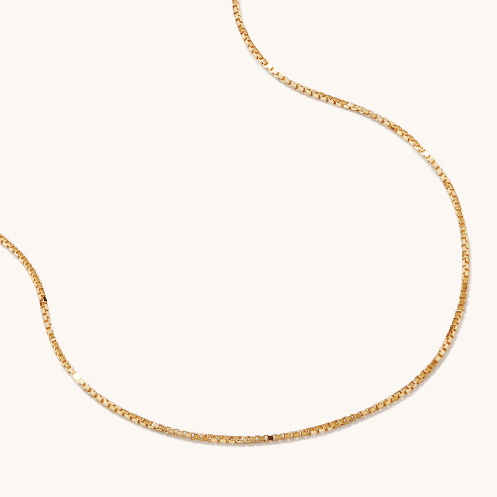 40cm 8-Sided Box Chain in 9kt Yellow Gold Necklaces Bevilles 
