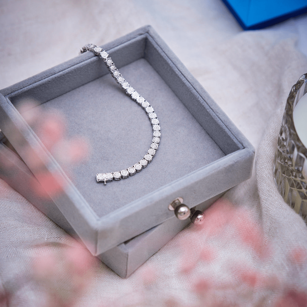 18cm Miracle Tennis Bracelet with 0.50tw of Diamonds in Sterling Silver Bracelets Bevilles 