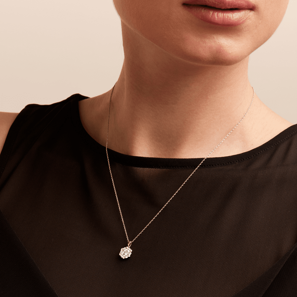45cm Flower Necklace with 0.75tw of Laboratory-Grown Diamonds in 9kt Yellow Gold Pendants Bevilles 