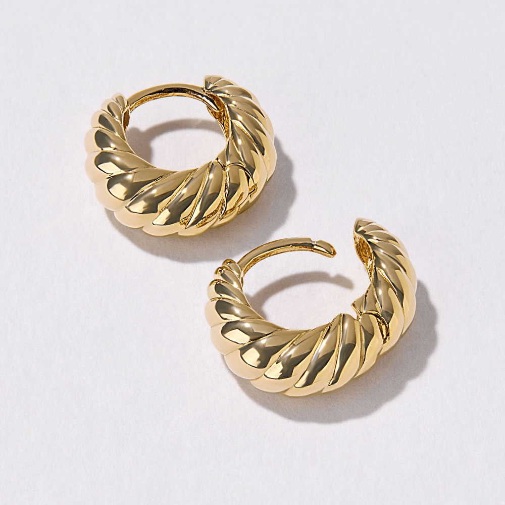 Midi Croissant Huggie Earrings in 18kt Gold Plated Sterling Silver Earrings Bevilles 