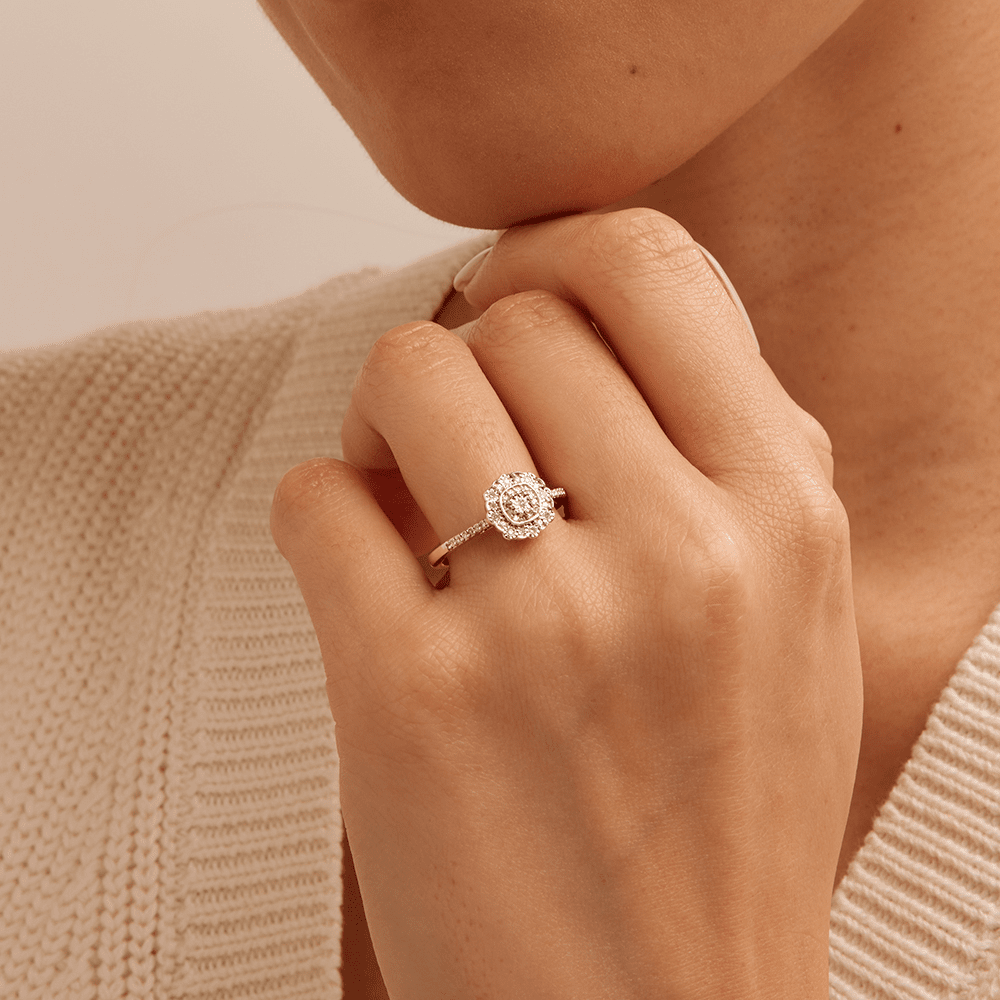 Round Shape Cluster Halo Ring with 0.15tw of Diamonds in Sterling Silver Rings Bevilles 