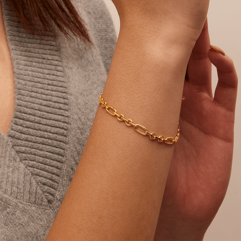 19cm Rounded Figaro Bracelet in 9kt Yellow Bonded Gold Bracelets Bevilles 
