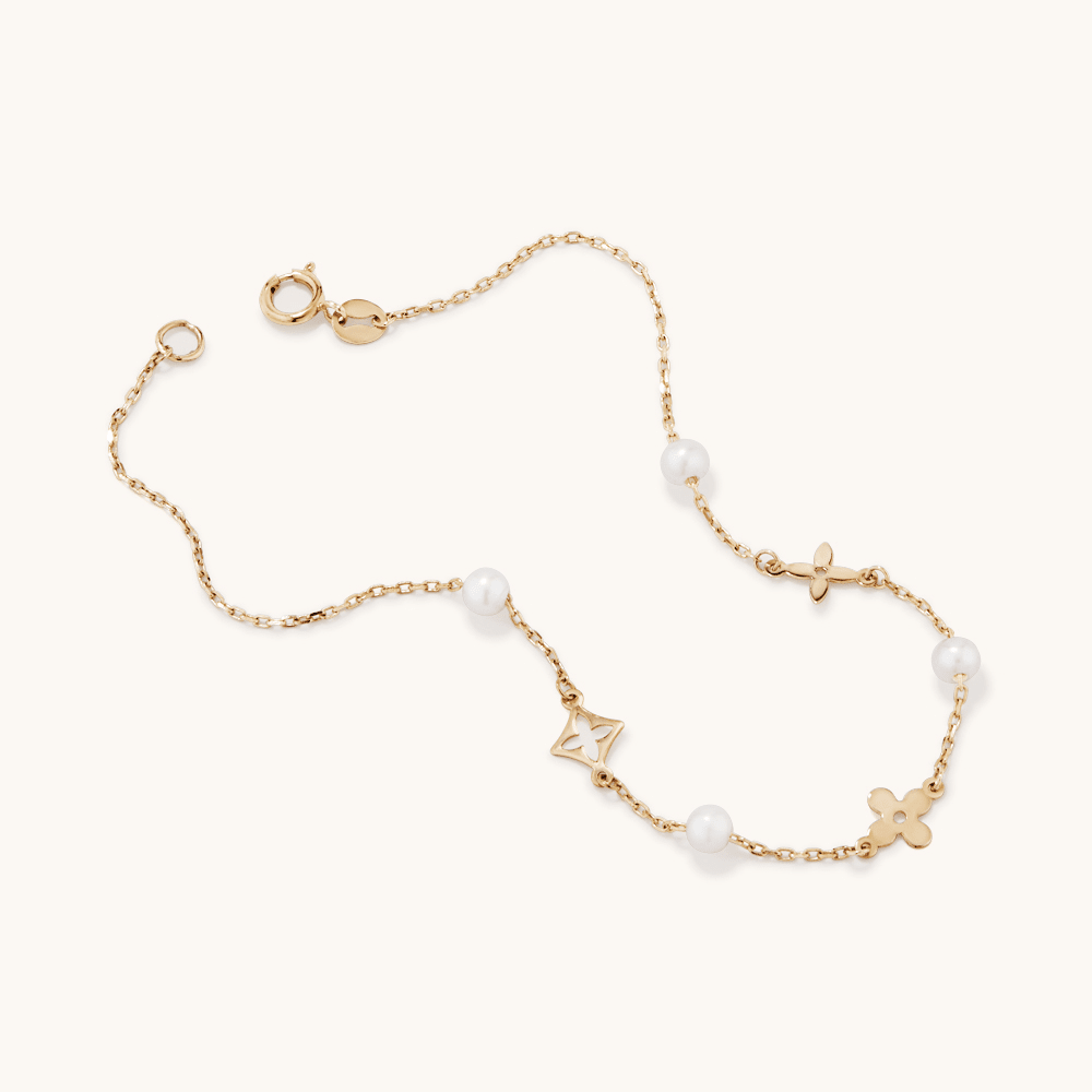 19cm Pearl and Clover Station Bracelet in 9kt Yellow Gold Bracelets Bevilles 