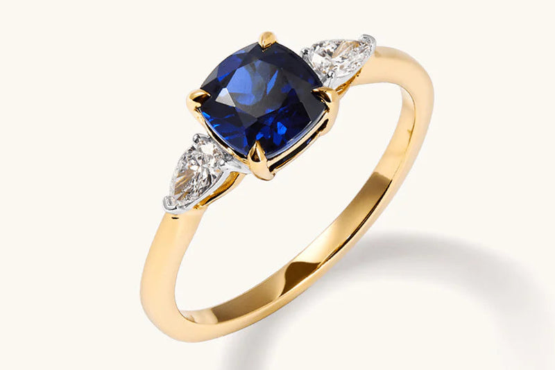 blue sapphire ring coloured gemstone