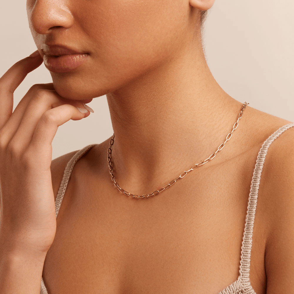 45cm Fine Paperclip Chain in 9kt Yellow Gold Necklaces Bevilles 