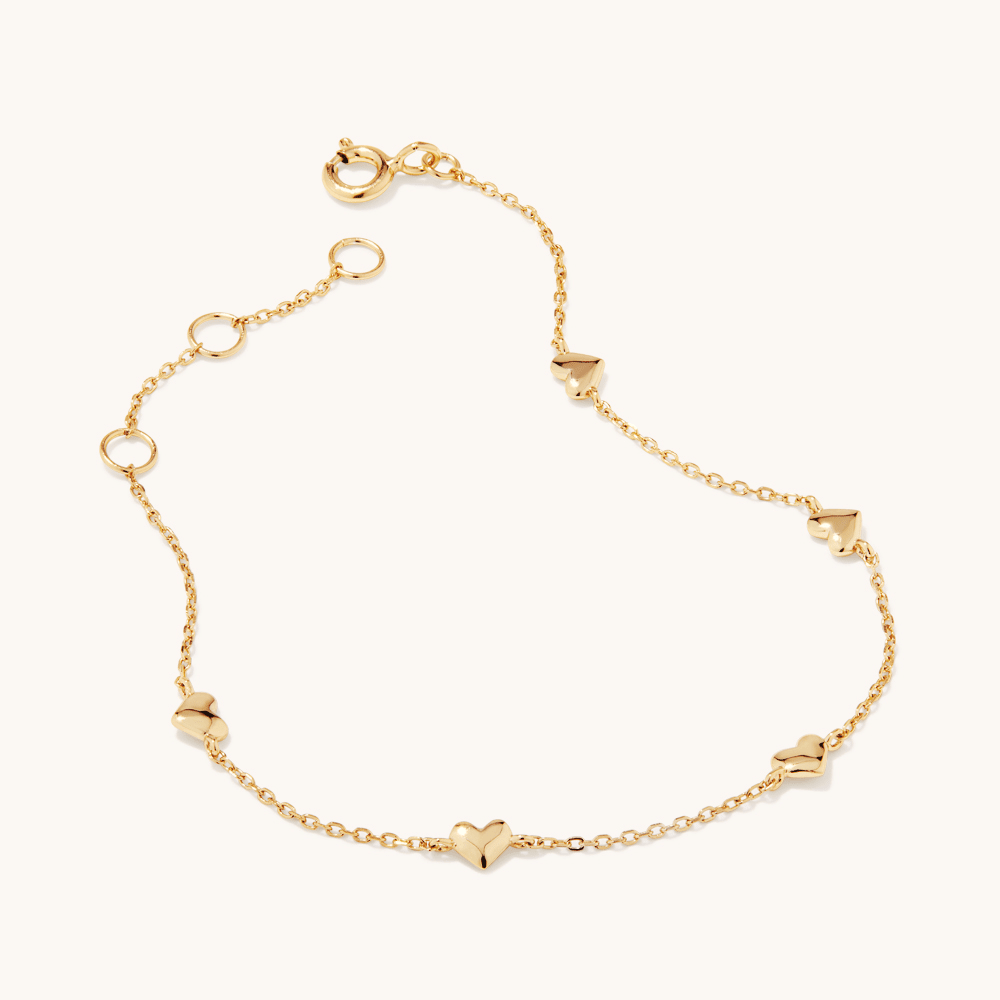 17.5cm Stationed Hearts Bracelet in 18kt Gold Plated Sterling Silver Bracelets Bevilles 