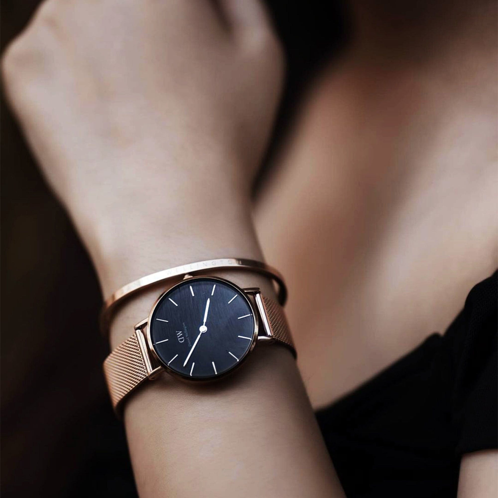 Daniel Wellington Petite 32 Melrose Rose Gold & Black Watch Watches Daniel Wellington 