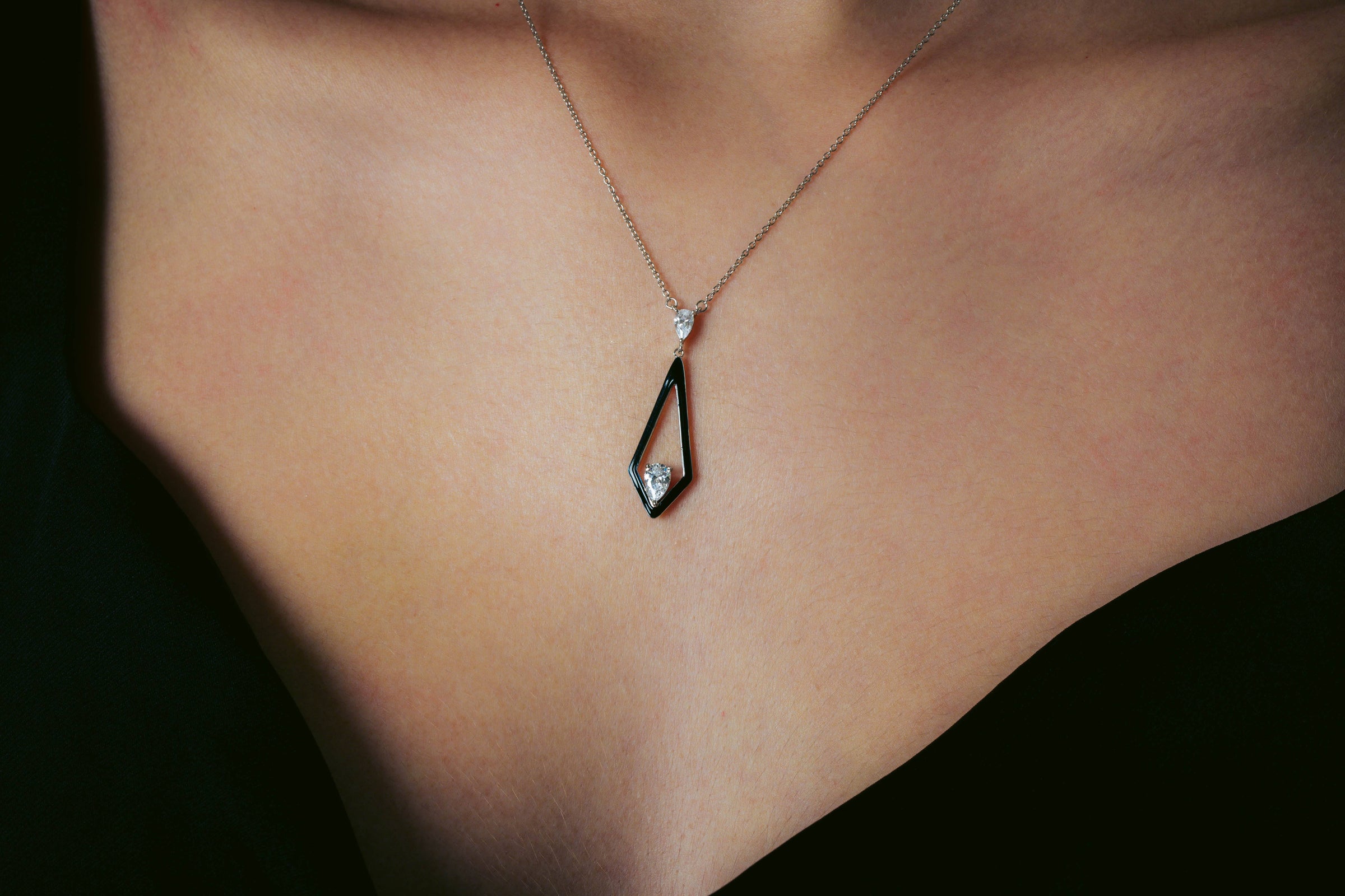 GEORGINI REFLECTION EVOKE PENDANT SILVER & BLACK ENAMEL Georgini 