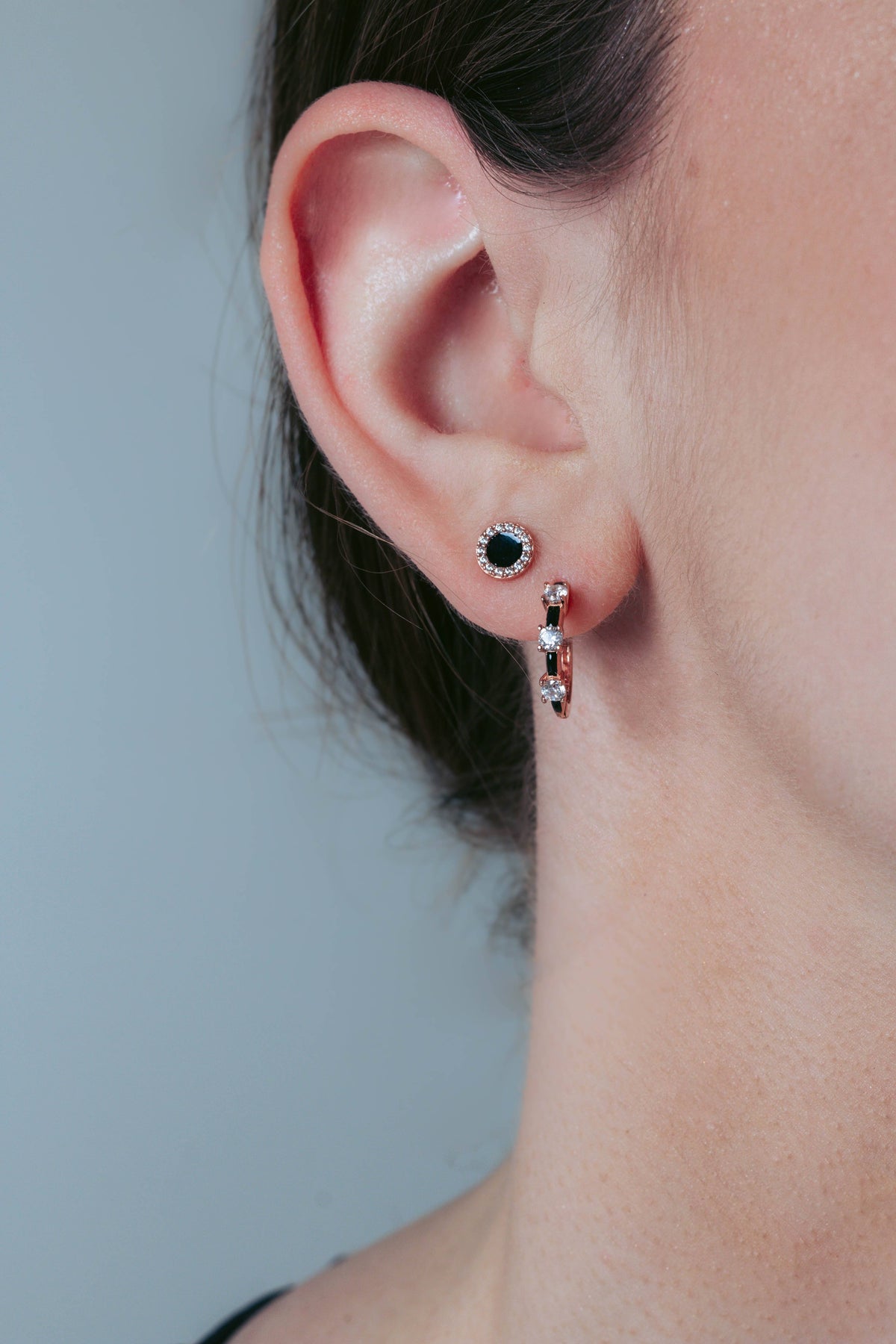 GEORGINI REFLECTION ENAMEL STUD EARRINGS ROSE GOLD & BLACK Georgini 
