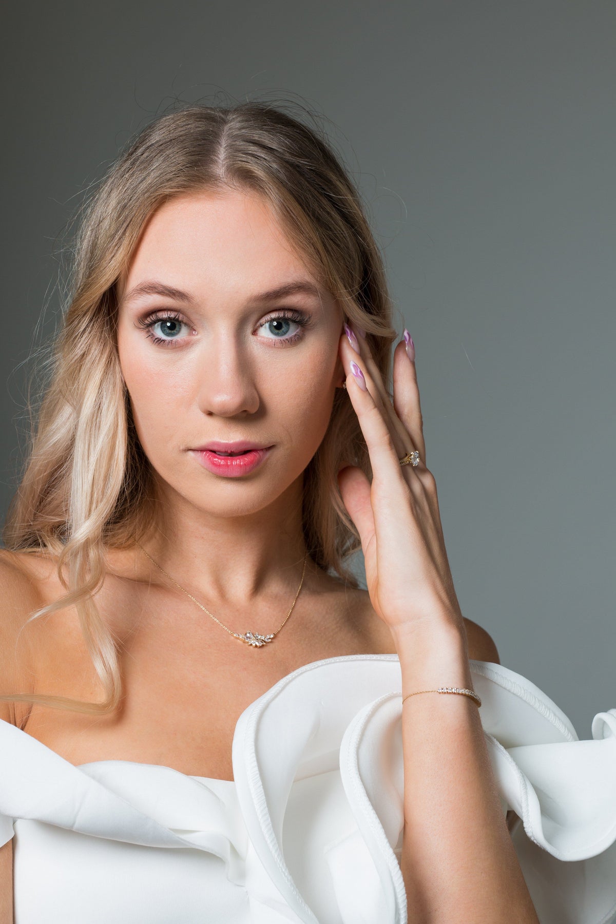 GEORGINI ICONIC BRIDAL HYACINTH NECKLACE GOLD Bevilles Jewellers 