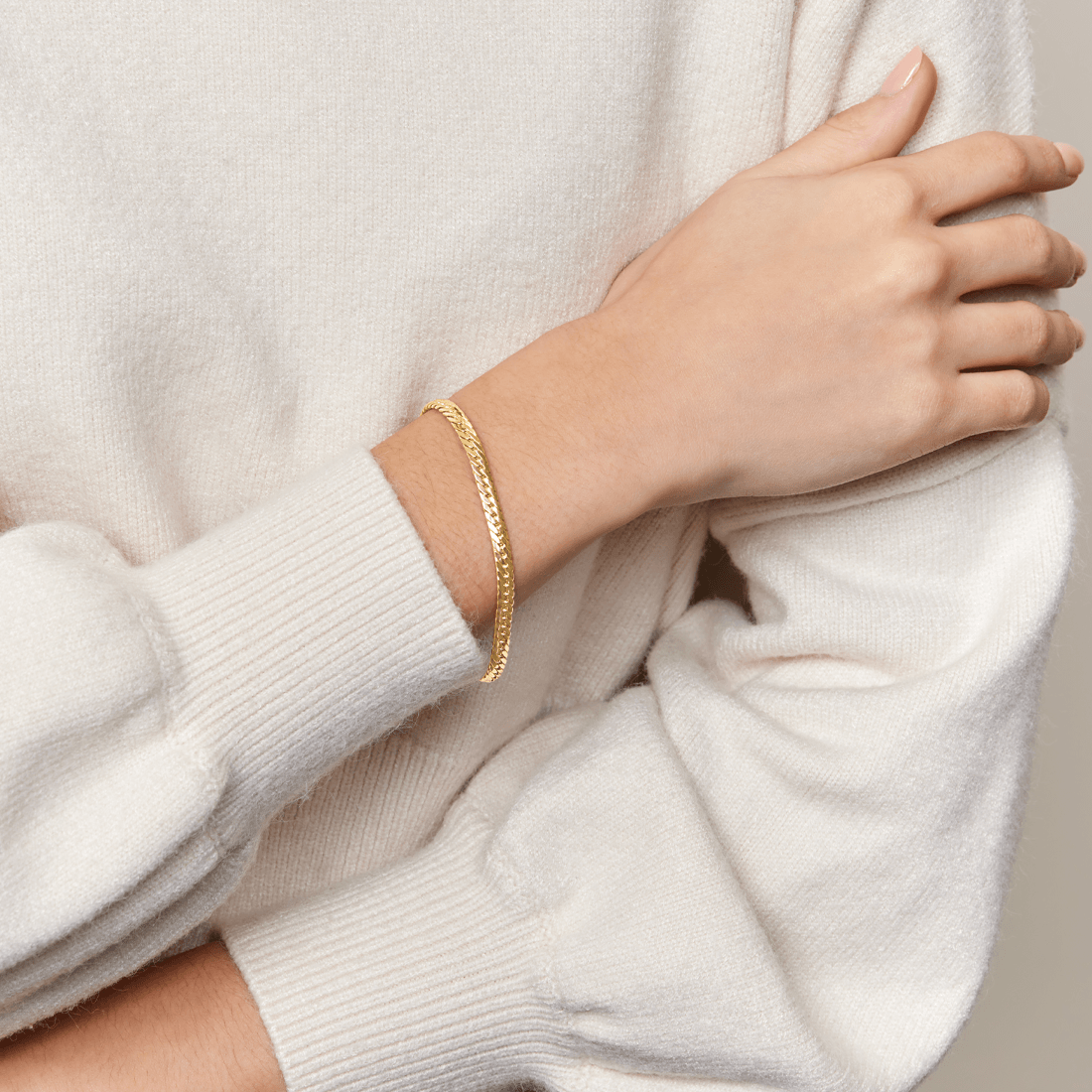 9ct Yellow Gold Herringbone Bracelet 19cm Bracelets Bevilles 