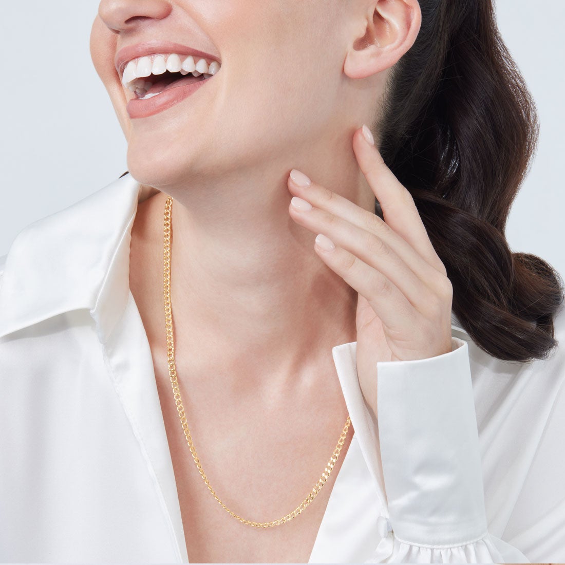 9ct Yellow Gold Open Curb 55cm Necklace Necklaces Bevilles 