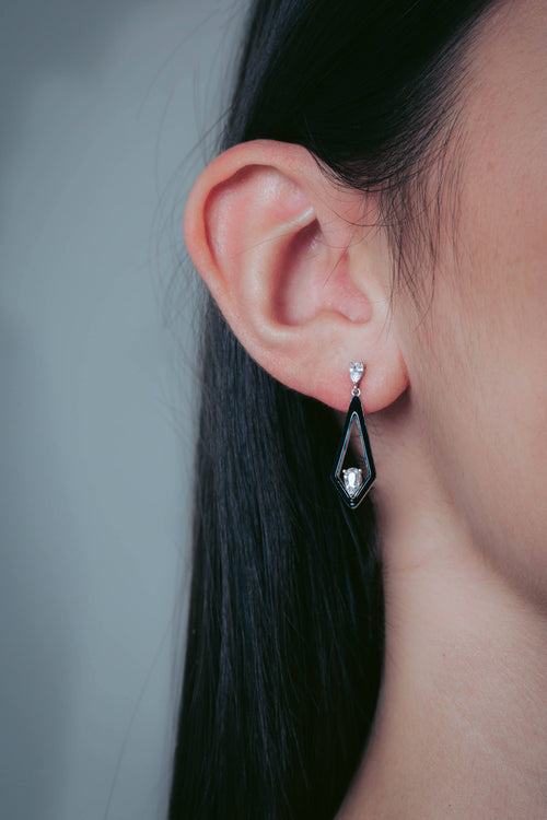 GEORGINI REFLECTION EVOKE EARRINGS SILVER & BLACK ENAMEL Georgini 