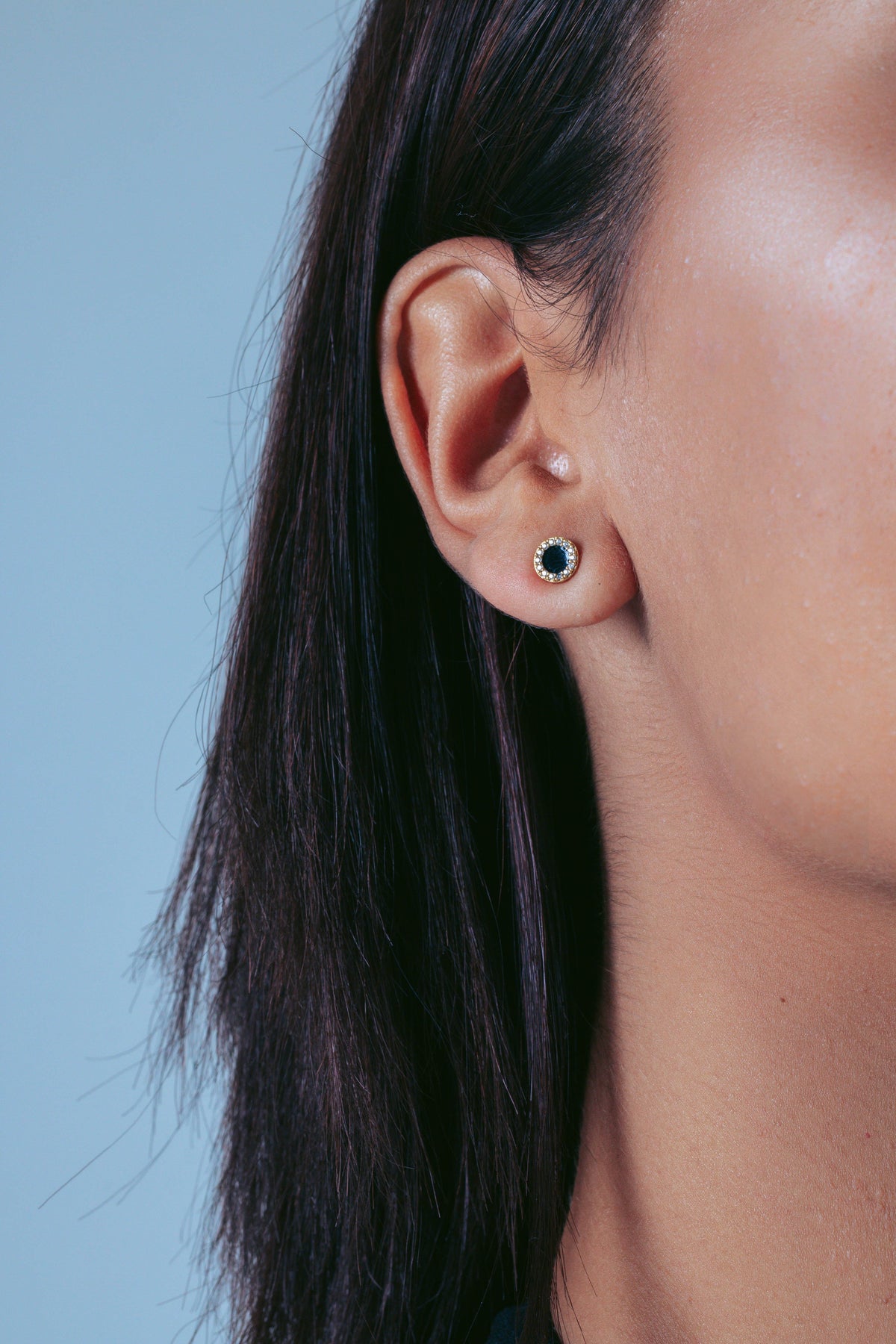 GEORGINI REFLECTION ENAMEL STUD EARRINGS GOLD & BLACK Georgini 